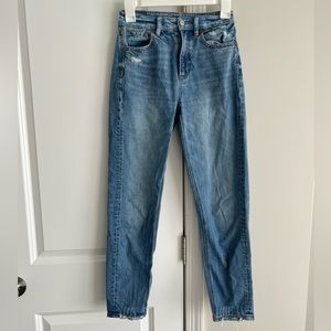 American Eagle Mom Jeans